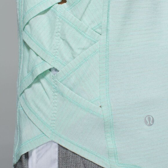 Lululemon Var-City Muscle Tank Heathered Sea Mist - Picture 3 of 7